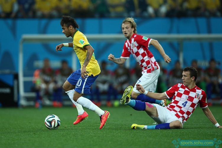 克罗地亚对巴西 回顾比赛精彩瞬间